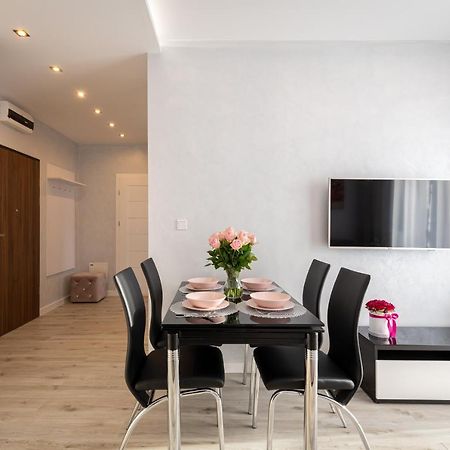 Angel Apartments 2 Krasków Εξωτερικό φωτογραφία