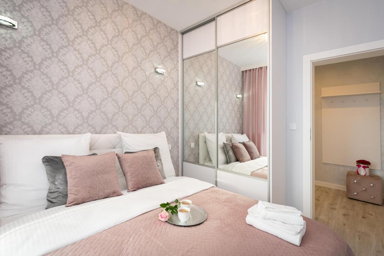 Angel Apartments 2 Krasków Εξωτερικό φωτογραφία