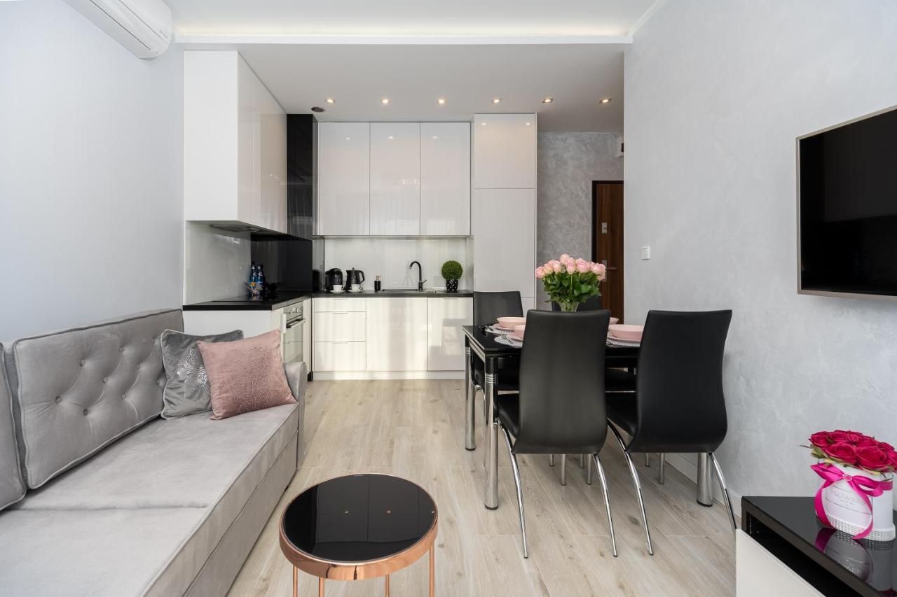 Angel Apartments 2 Krasków Εξωτερικό φωτογραφία